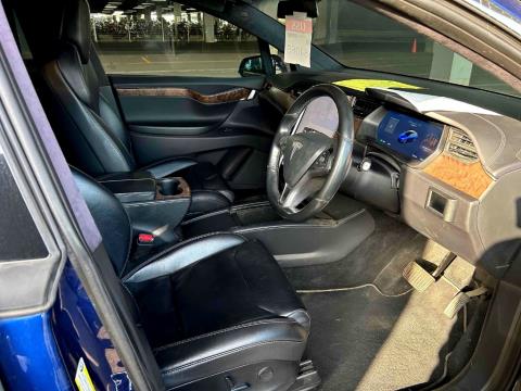 2019 Tesla Model X 100D 4WD - Thumbnail