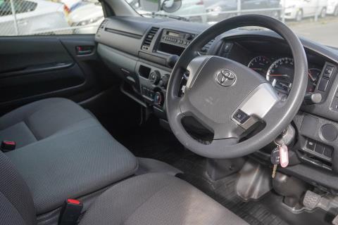 2019 Toyota Hiace ZL High Roof - Thumbnail