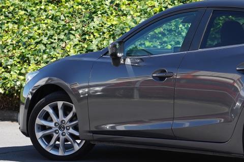 2014 Mazda Axela 20S / 3 Sport - Thumbnail