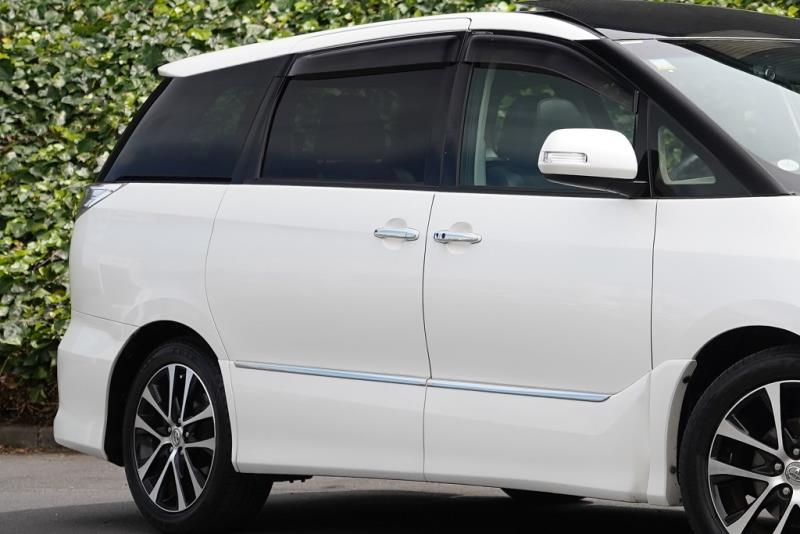 2015 Toyota Estima Aeras Premium