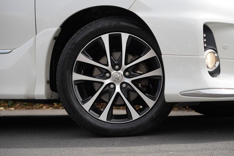 2015 Toyota Estima Aeras Premium