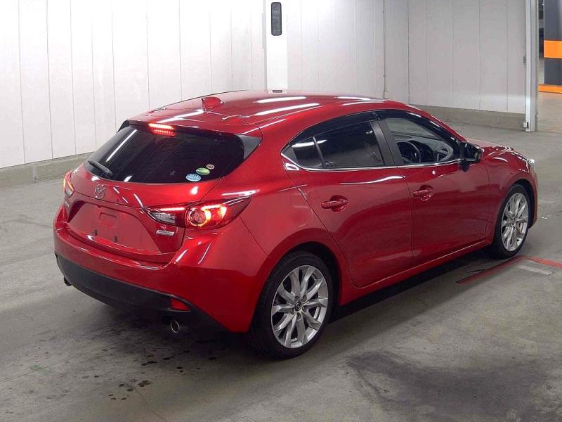 2014 Mazda Axela 20S Hatchback