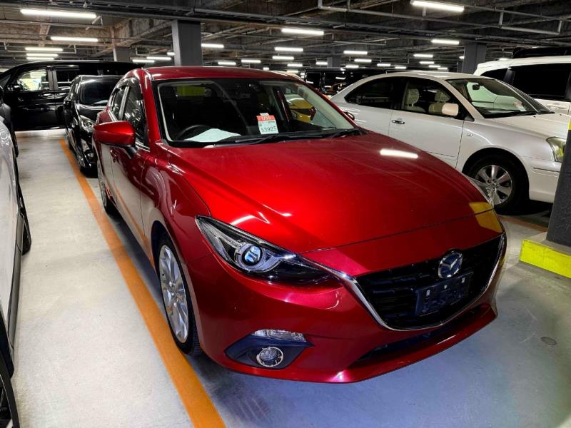 2014 Mazda Axela 20S Hatchback