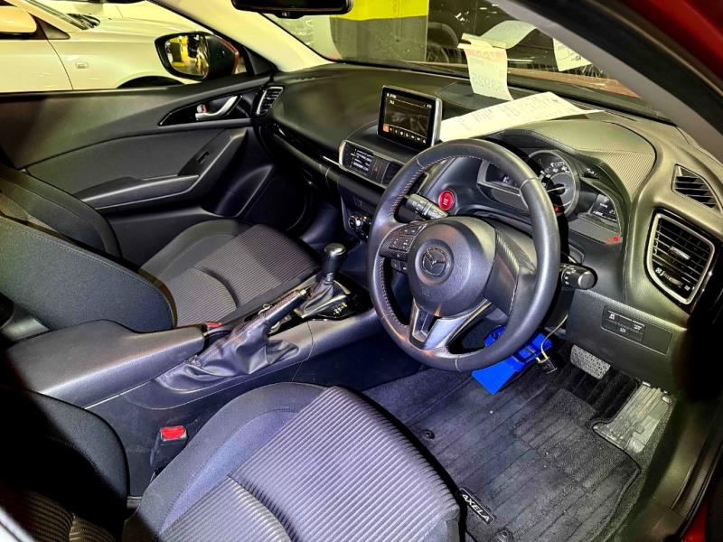 2014 Mazda Axela 20S Hatchback