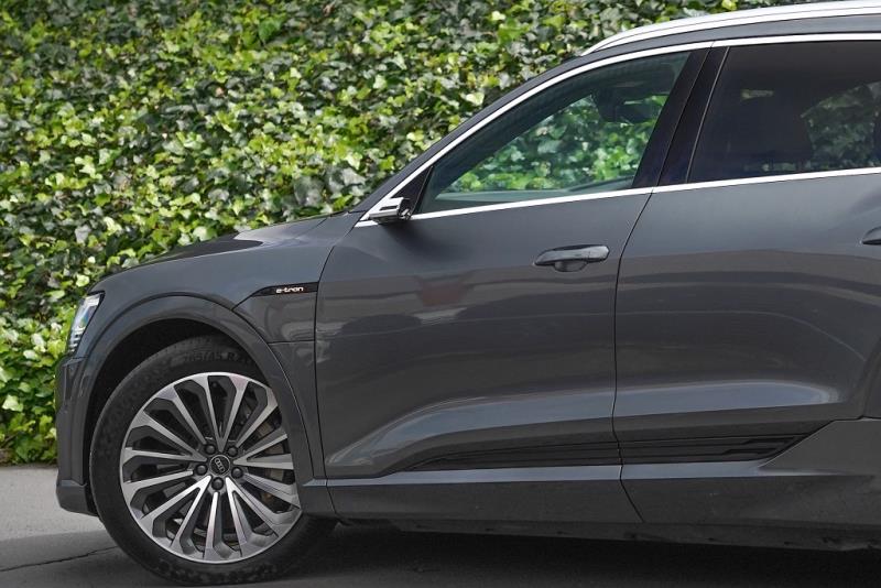 2022 Audi e-tron Quattro Sline