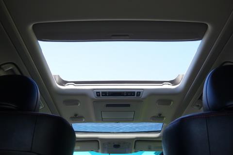 2013 Toyota Vellfire G's / Alphard - Thumbnail