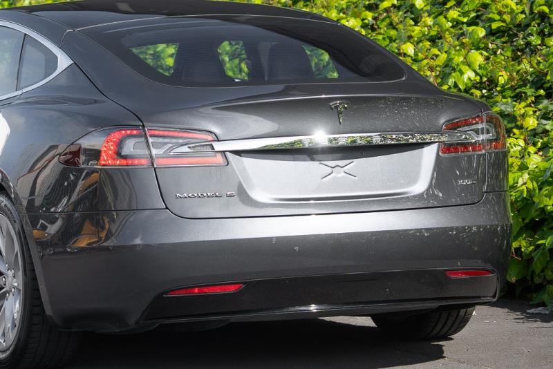 2017 Tesla Model S 100D