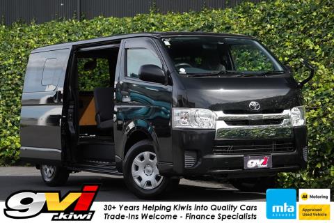 2020 Toyota Hiace GL 5 Door - Thumbnail