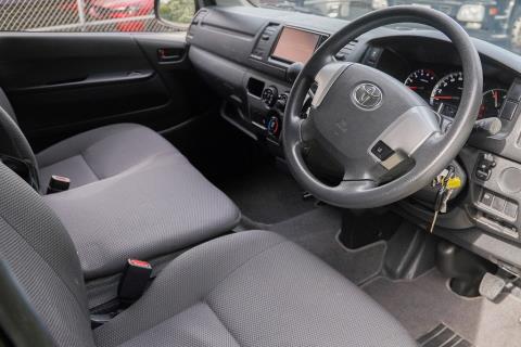 2020 Toyota Hiace GL 5 Door - Thumbnail