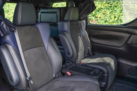 2017 Toyota Vellfire 2.5Z / Alphard - Thumbnail