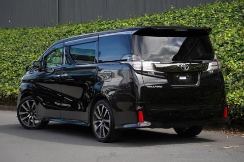 2017 Toyota Vellfire 2.5Z / Alphard - Thumbnail