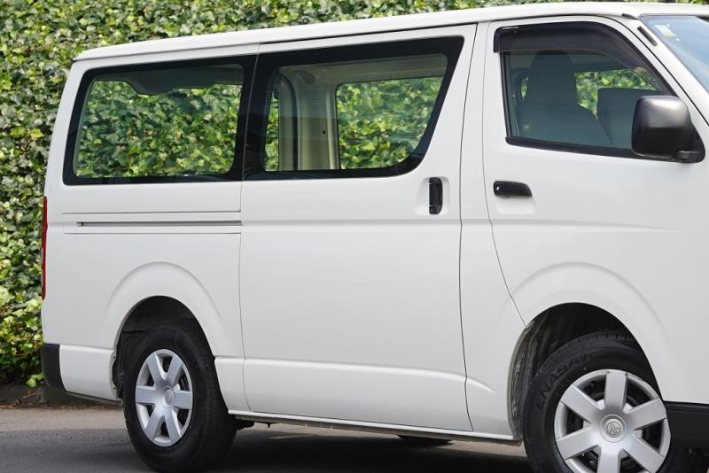 2020 Toyota Hiace ZL 5 Door