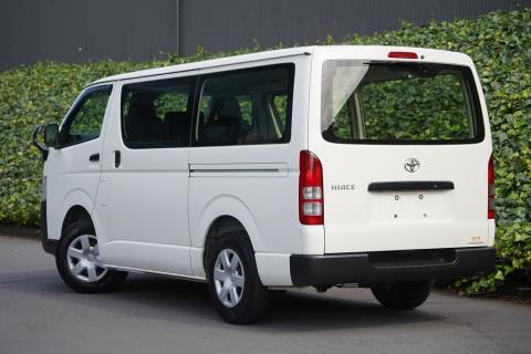 2020 Toyota Hiace ZL 5 Door - Thumbnail