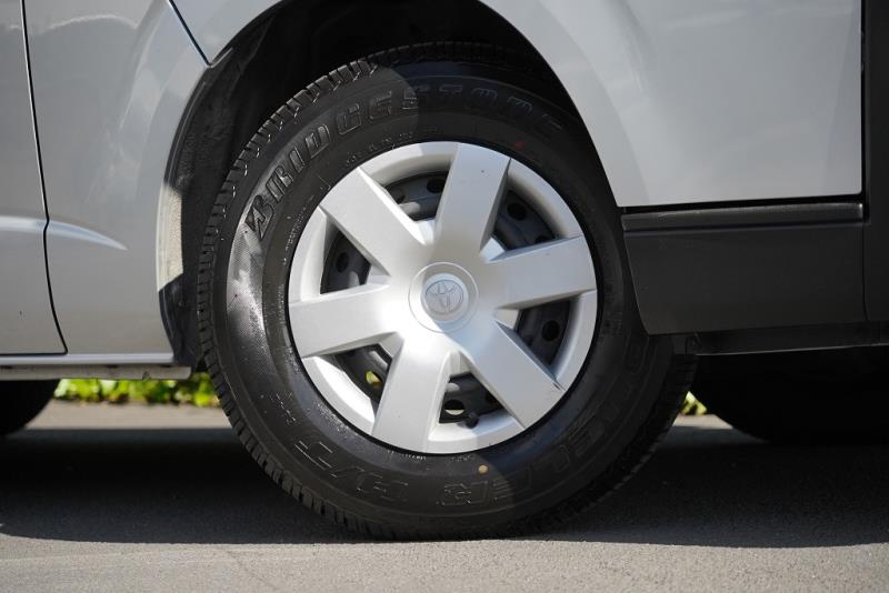 2021 Toyota Hiace ZL 5 Door