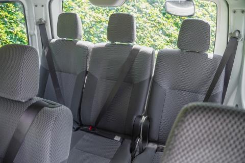 2020 Nissan NV350 10 Seater - Thumbnail