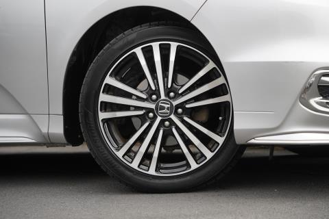 2016 Honda Odyssey Absolute EX - Thumbnail