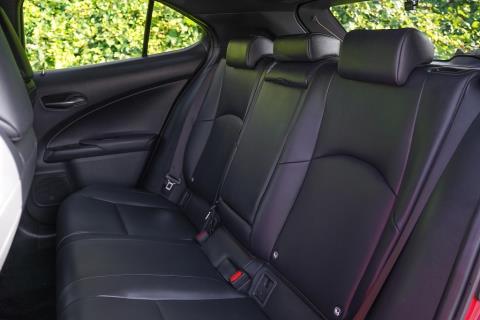 2019 Lexus UX 250h Version C - Thumbnail