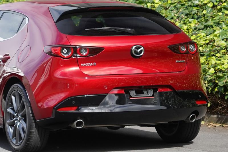 2019 Mazda 3 GLX / Axela 20S