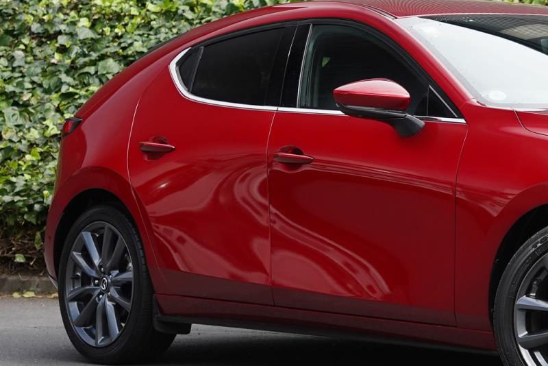 2019 Mazda 3 GLX / Axela 20S