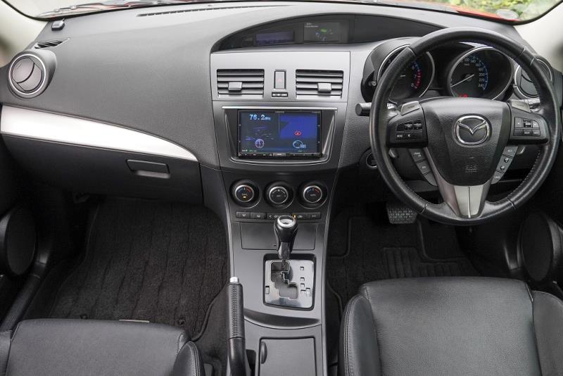 2013 Mazda Axela 20S / 3 Ltd
