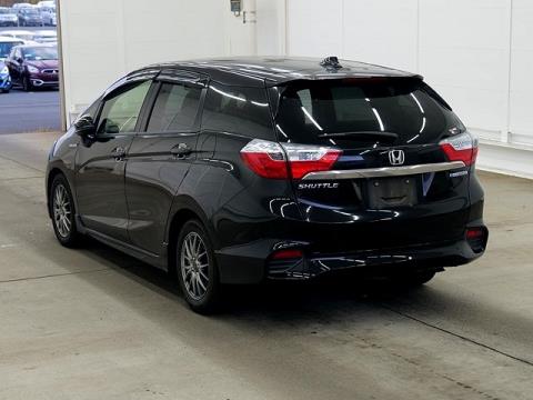 2017 Honda Shuttle Hybrid X - Thumbnail