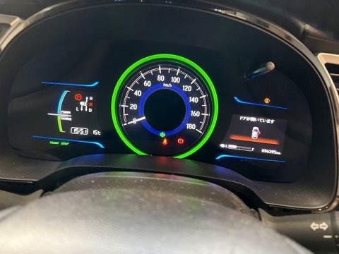 2017 Honda Shuttle Hybrid X - Thumbnail