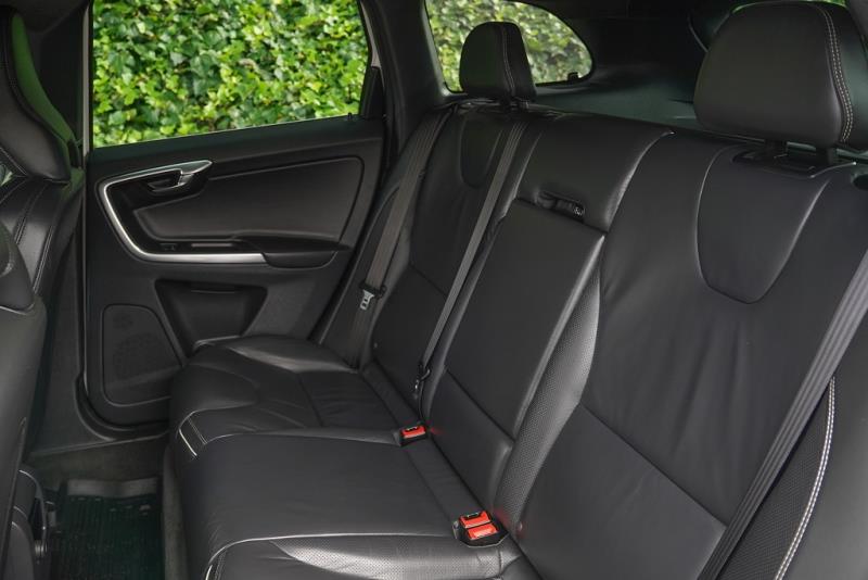 2015 Volvo XC60 T5 R-Design