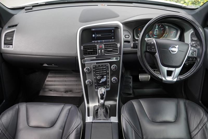 2015 Volvo XC60 T5 R-Design