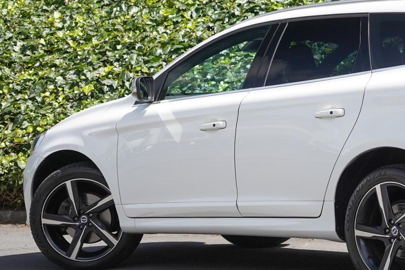 2015 Volvo XC60 T5 R-Design