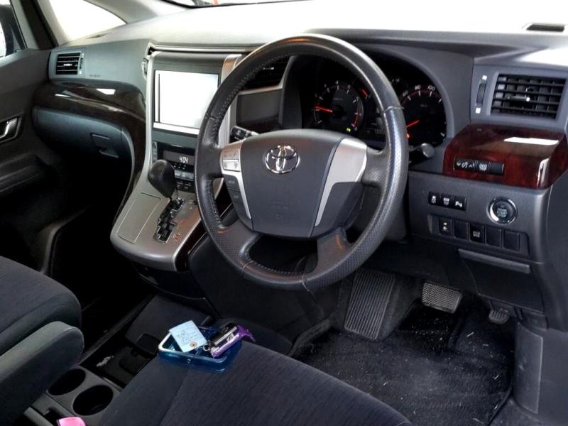 2014 Toyota Vellfire / Alphard 7 Seat