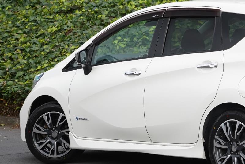 2017 Nissan Note e-Power Mode Premier