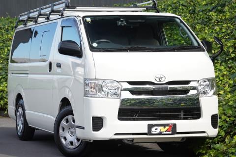 2019 Toyota Hiace GL 5 Door - Thumbnail