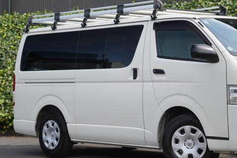2019 Toyota Hiace GL 5 Door - Thumbnail