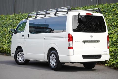 2019 Toyota Hiace GL 5 Door - Thumbnail