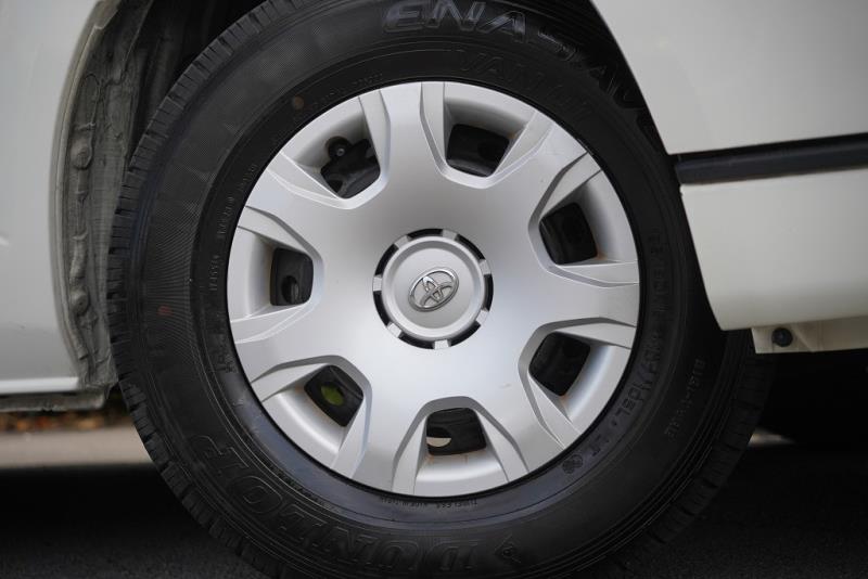 2019 Toyota Hiace GL 5 Door