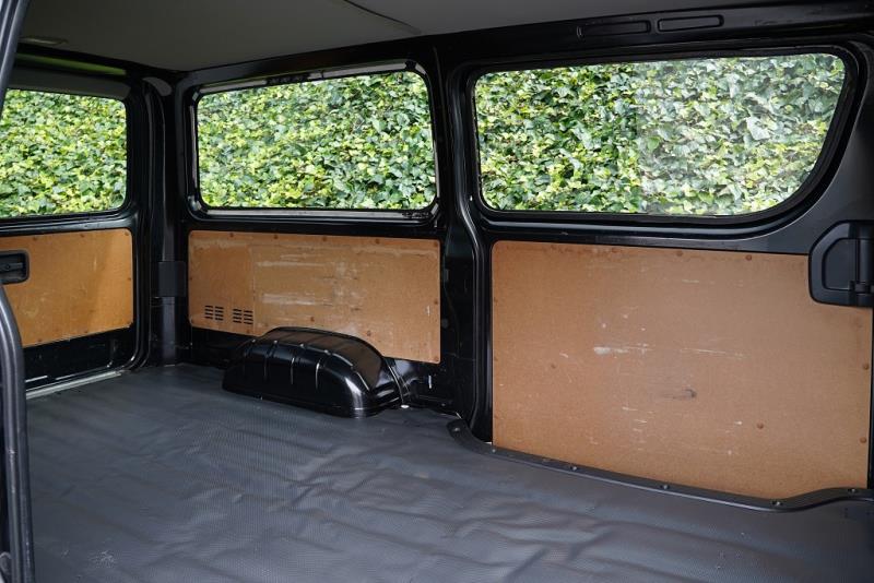 2020 Toyota Hiace GL 5 Door