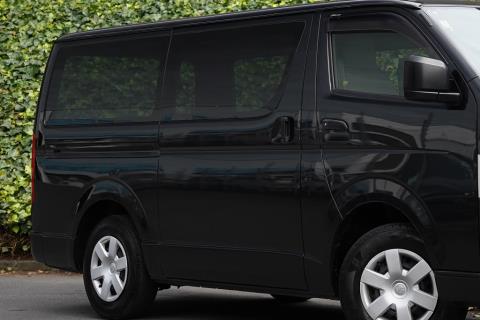 2020 Toyota Hiace GL 5 Door - Thumbnail