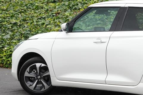 2024 Suzuki Swift RSC Hybrid - Thumbnail
