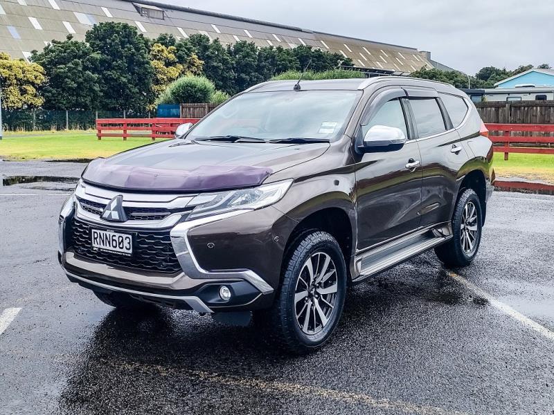 2019 Mitsubishi Pajero Sport VRX