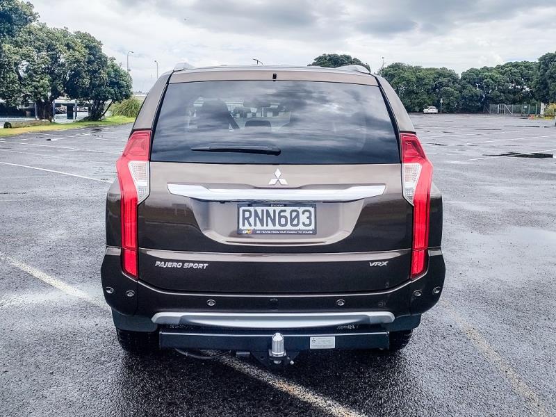 2019 Mitsubishi Pajero Sport VRX