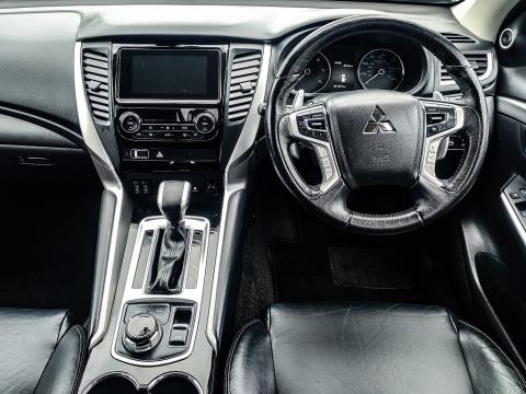 2019 Mitsubishi Pajero Sport VRX - Thumbnail