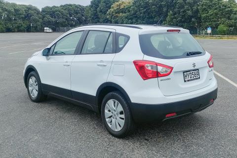 2015 Suzuki SX4 S Cross - Thumbnail