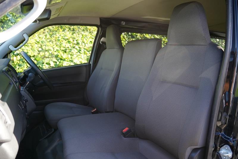 2021 Toyota Hiace GL 5 Door