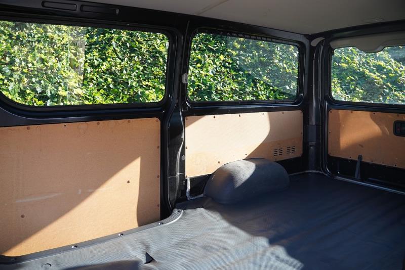 2021 Toyota Hiace GL 5 Door