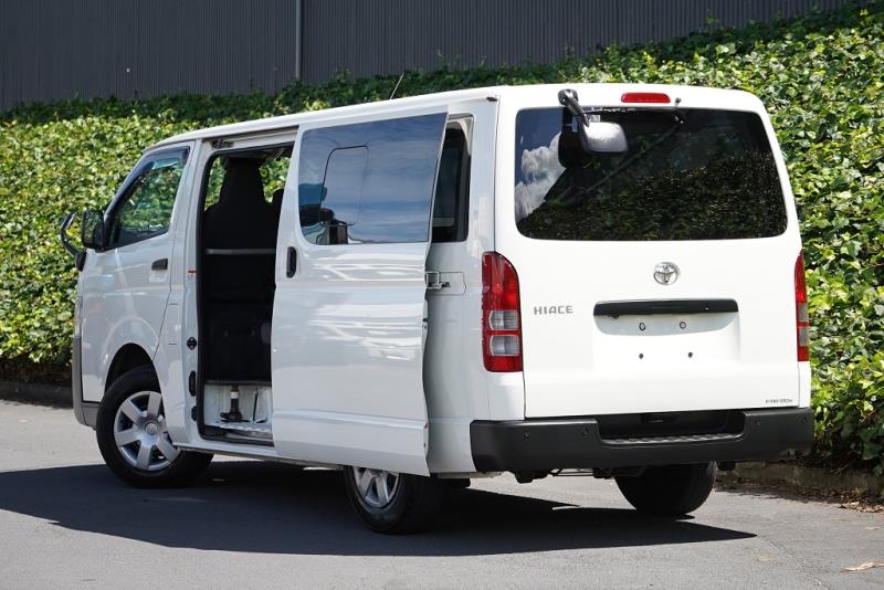 2020 Toyota Hiace ZL 5 Door