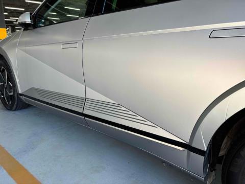 2023 Hyundai Ioniq 5 72kWh - Thumbnail