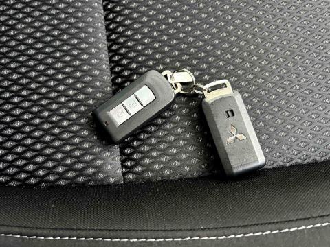 2017 Mitsubishi Outlander 24G 4WD - Thumbnail