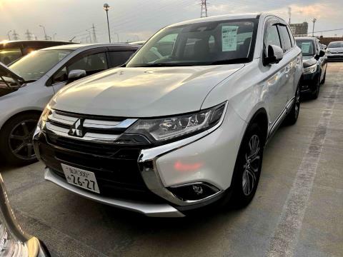 2017 Mitsubishi Outlander 24G 4WD - Thumbnail