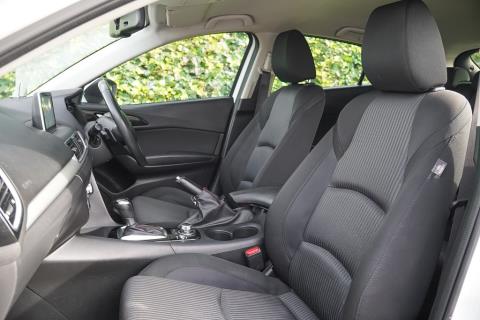 2015 Mazda 3 SP25 / Axela Sport - Thumbnail