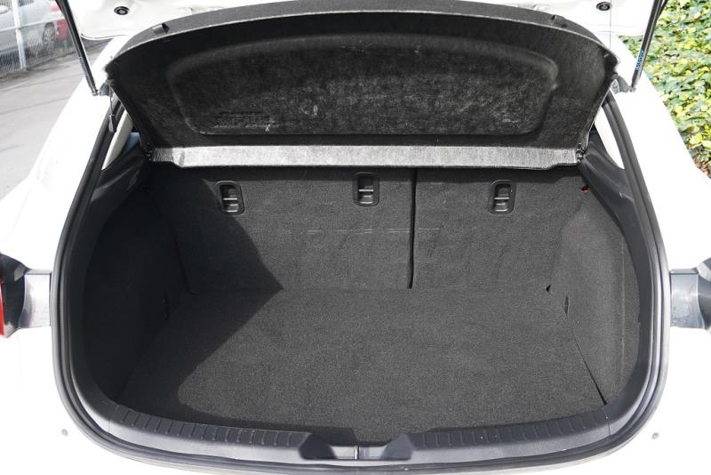 2015 Mazda 3 SP25 / Axela Sport